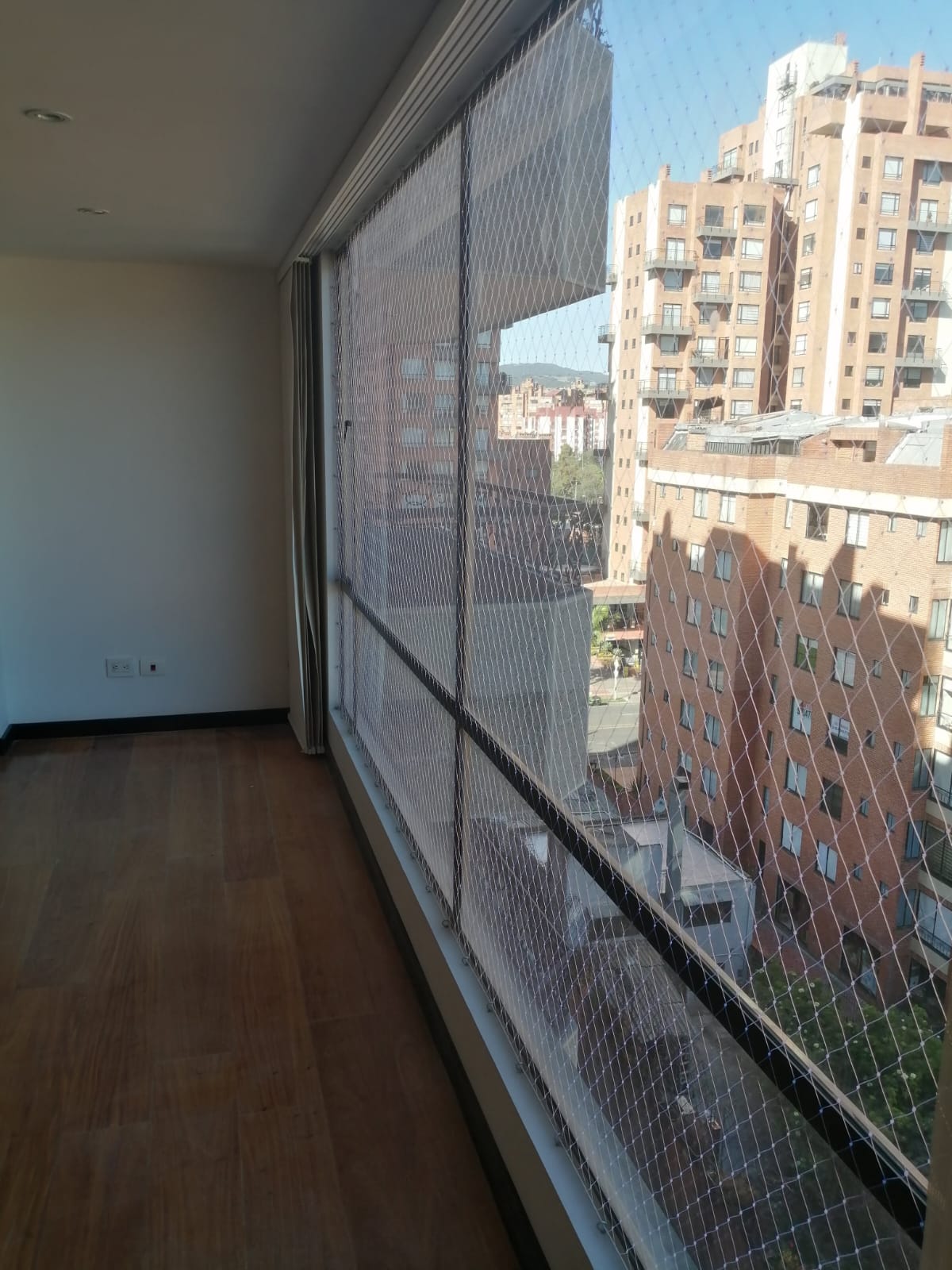 gallery grid image